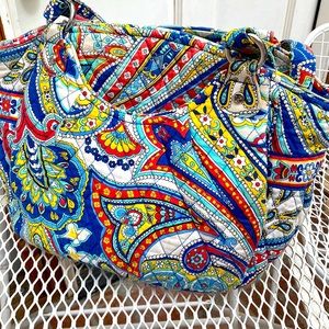 Vera Bradley shoulder large bag zippered tote retired design paisley
